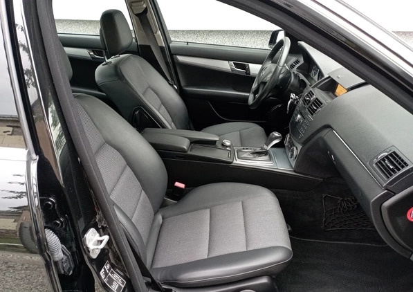 Mercedes-Benz Klasa C cena 36900 przebieg: 176000, rok produkcji 2007 z Augustów małe 704